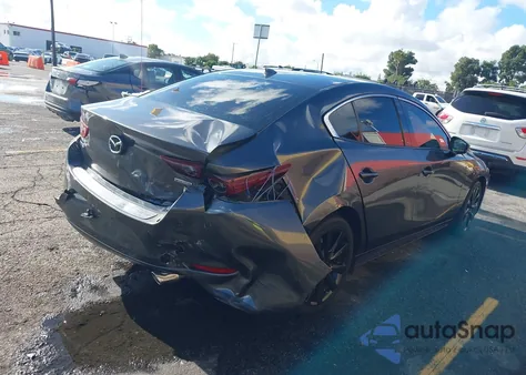 2022 Mazda Mazda3 Premium z USA, uszkodzony, nr VIN 3MZBPADL9NM312902